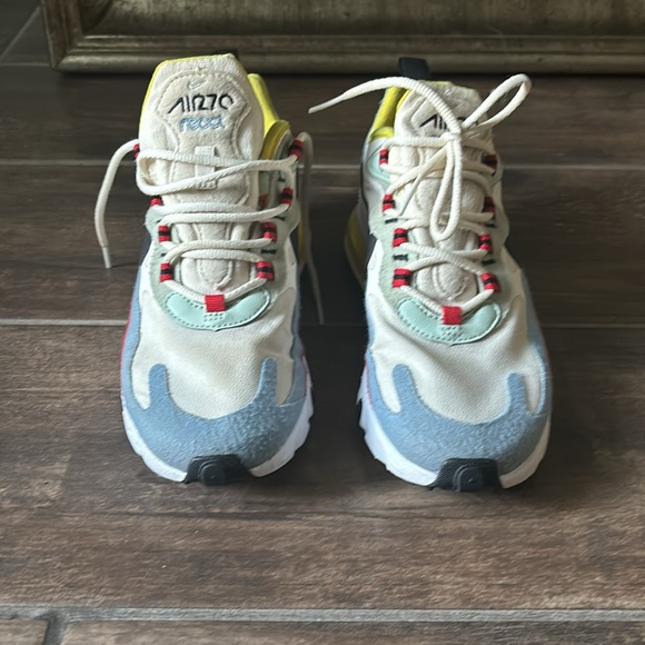 Nike Air270 React Size 5.5 - Picture 2 of 9